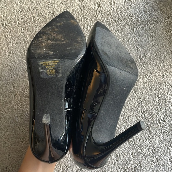 Y-Not Pumps - Picture 4 of 4